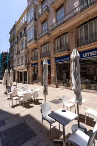 Lunch in the sun in Valencia